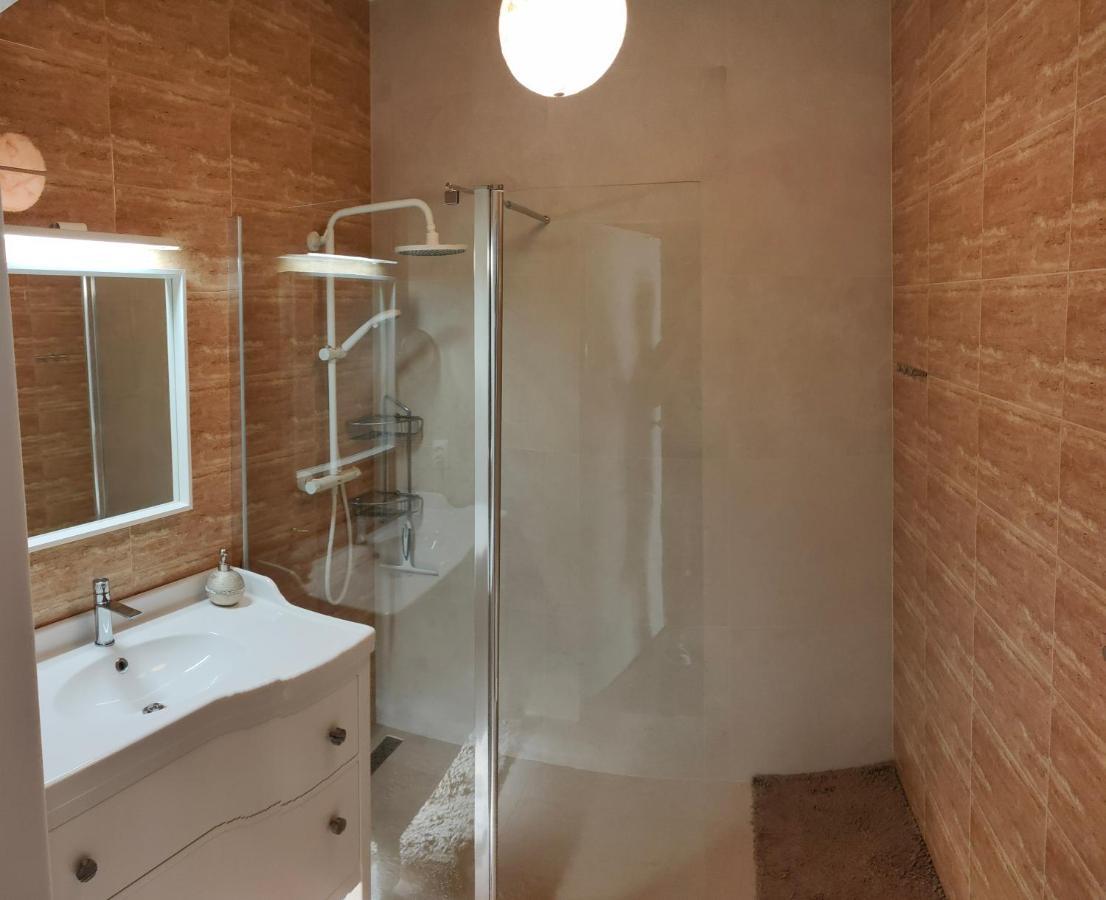 Apartament - Koszyki - Lägenhet Warszawa Exteriör bild