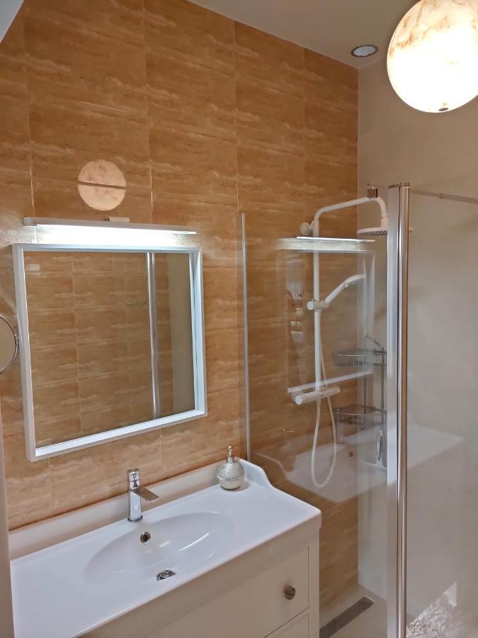 Apartament - Koszyki - Lägenhet Warszawa Exteriör bild